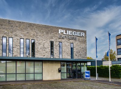 Plieger Express Deventer Plieger Express Deventer