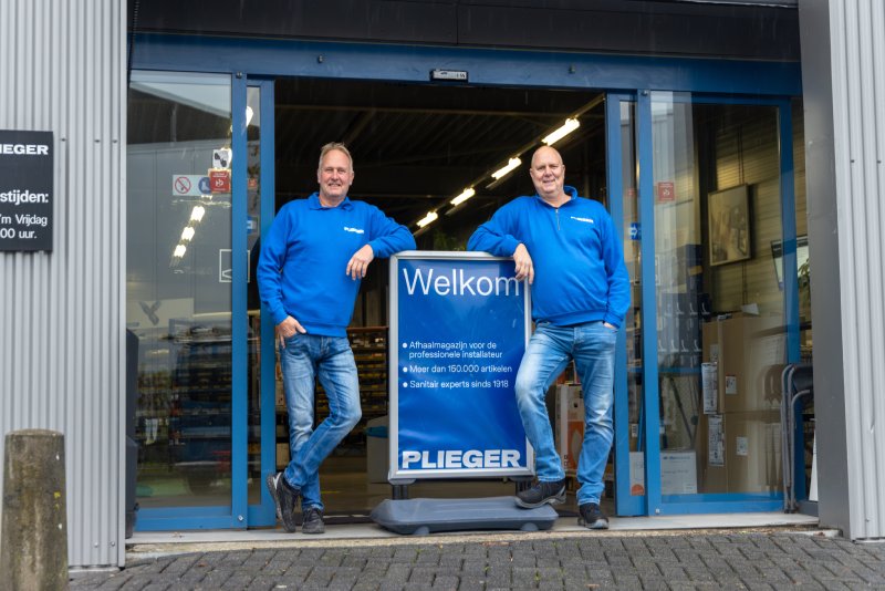 Plieger Express Almere Plieger Express Almere