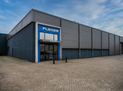 Plieger Express Leeuwarden Plieger Express Leeuwarden